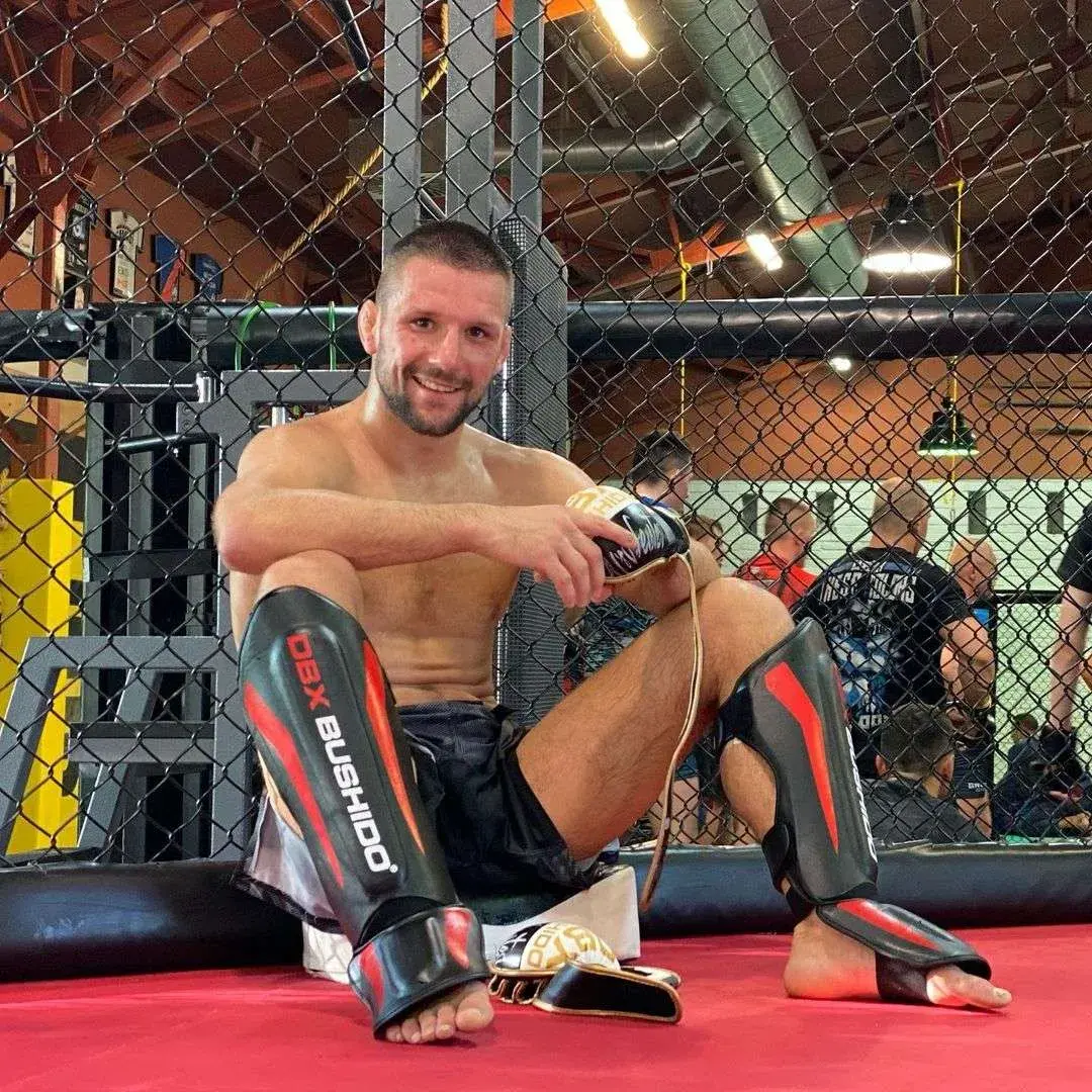 ochraniacze na golenie 