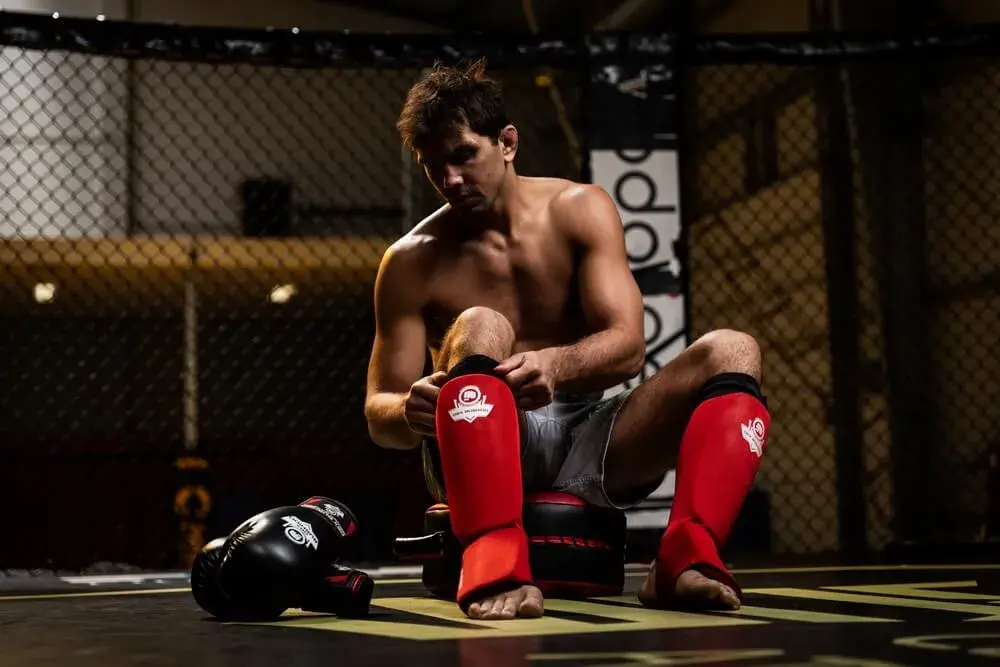 DBX Bushido SP-20 shin guards Marian Ziółkowski