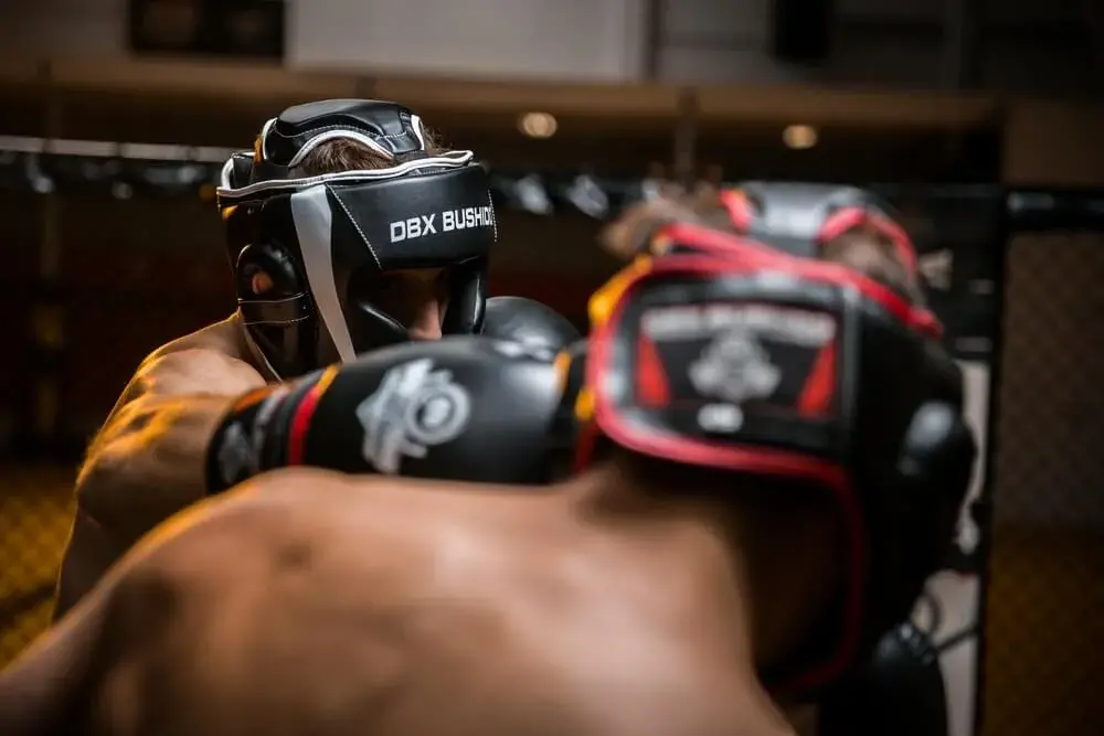 kask sparingowy dbx bushido 2190