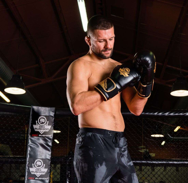 Boxing set Boxing gloves + boxing wraps