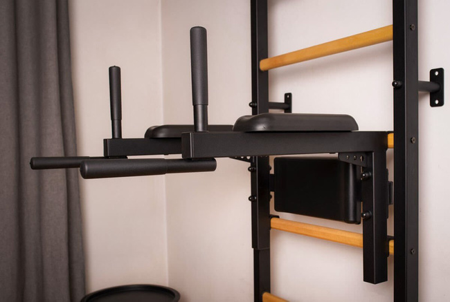 Multi-functional gimnastic ladder with pull-up bar and a bench – WB1