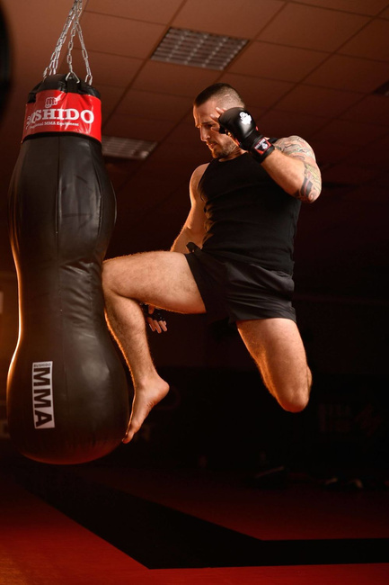 Worek do treningu MMA - 130 cm / 40 kg | DBX Bushido