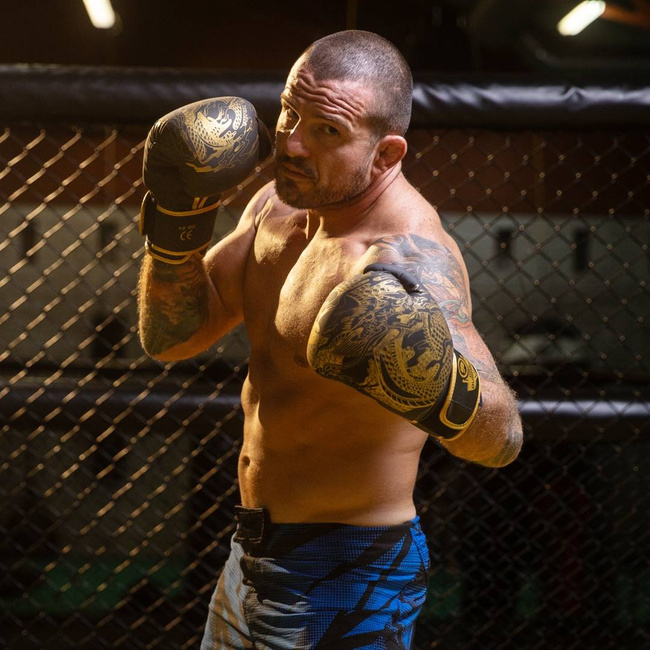 Rękawice bokserskie 10oz - Gold Dragon - Valor Series | DBX Bushido