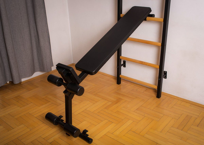 Multi-functional gimnastic ladder with pull-up bar and a bench – WB1