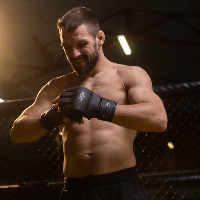 Rękawice MMA M - Black Master - Valor Series | DBX Bushido