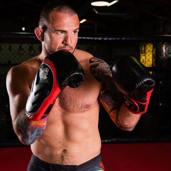 Rękawice bokserskie 10oz - Blaze Red - Legacy Series | DBX Bushido