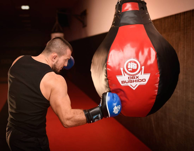 25 KG - Grusza Bokserska XXL - Worek Hakowy SK25 | DBX Bushido