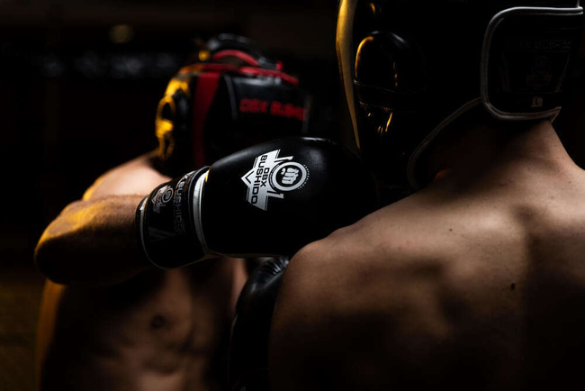 Boxing set: 407a boxing gloves + boxing wraps + mouthguards