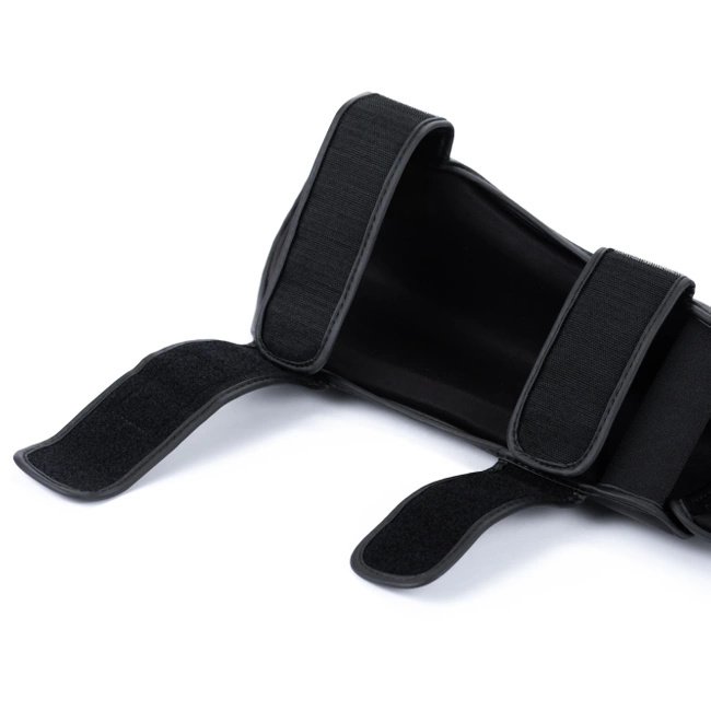 Ochraniacze na piszczele M - Phantom White | DBX Bushido