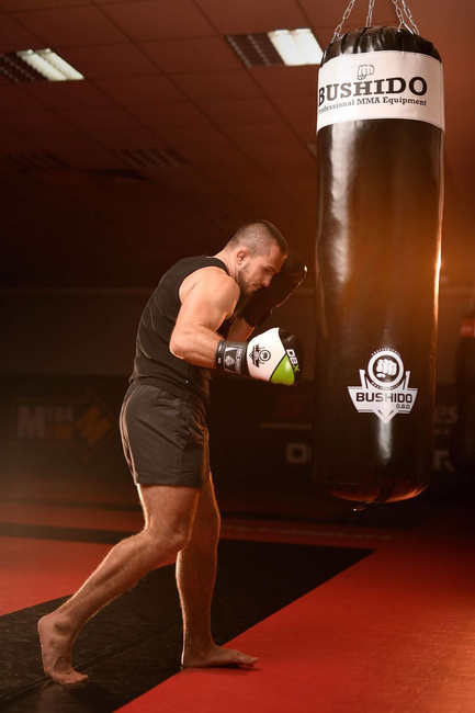 Worek bokserski - 140 White - 140 cm / 40 kg | DBX Bushido