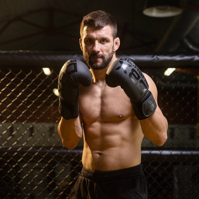 Boxing Gloves 10oz - Mono - Valor Series