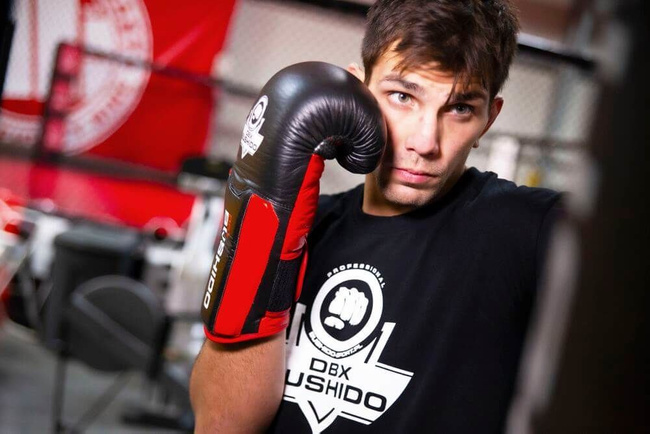 Rękawice bokserskie 10oz - Phantom Red - Valor Series | DBX Bushido