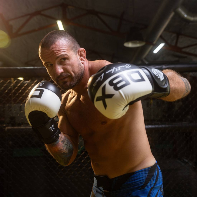 Rękawice bokserskie 10oz - Harmony - Valor Series | DBX Bushido