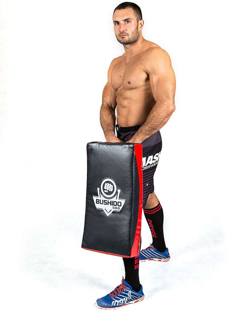 LARGE XL TRAINING SHIELD - PROFILED 62x35 BUSHIDO