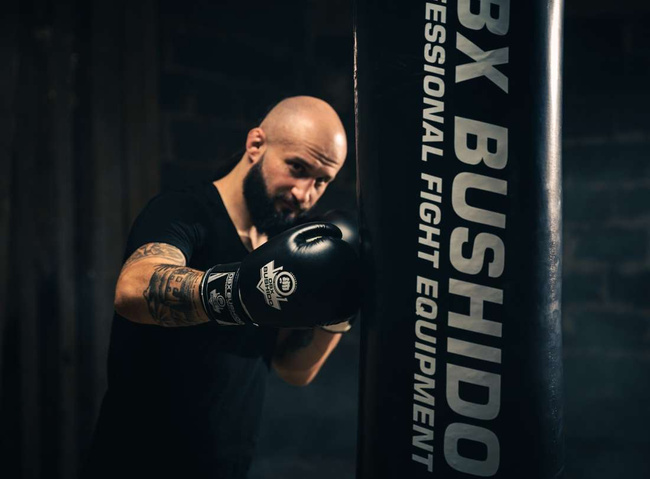 Rękawice bokserskie 14oz - Classic White - Origin Series | DBX Bushido