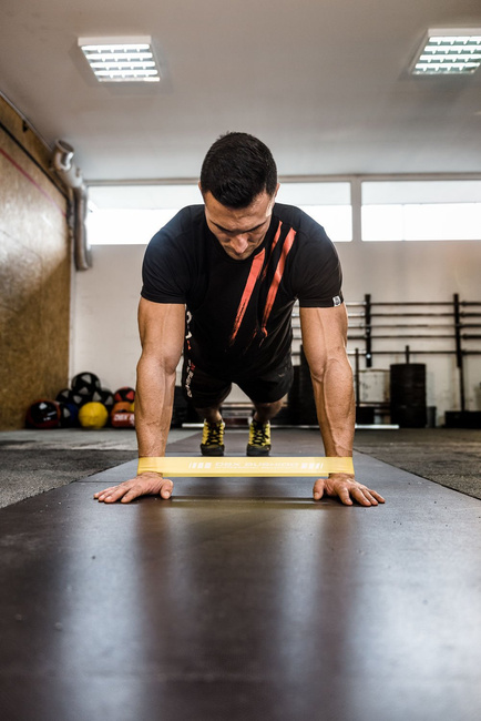 Power Band MINI  Guma Treningowa do ćwiczeń mobility  CZARNA 18-25 kg