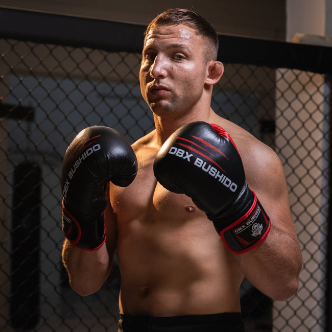 Rękawice bokserskie 12oz - Ninja - Legacy Series | DBX Bushido