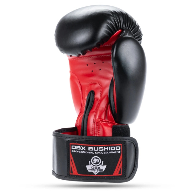 Boxing set: 407 boxing gloves + wraps + mouthguard
